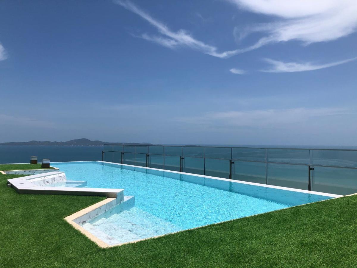 Andromeda Condo By Feng Pattaya Exteriör bild